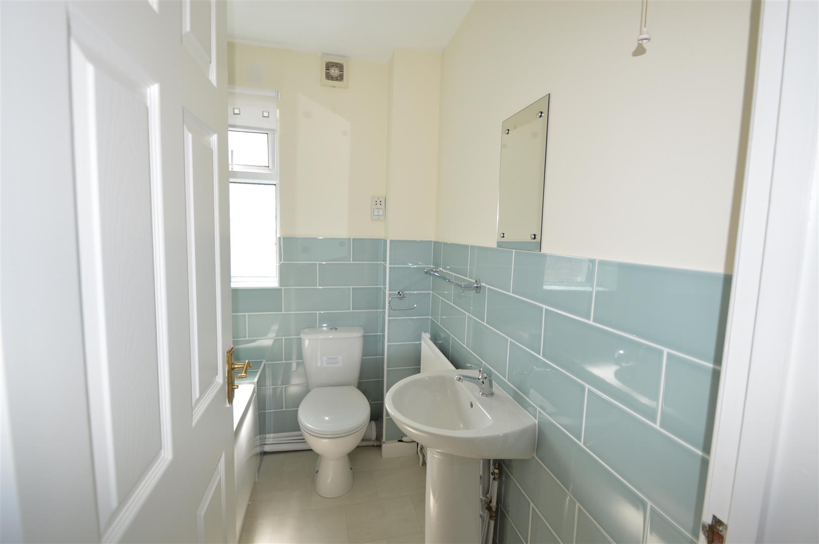 5 Eastgate Mews, Cowbridge, CF71 7DY